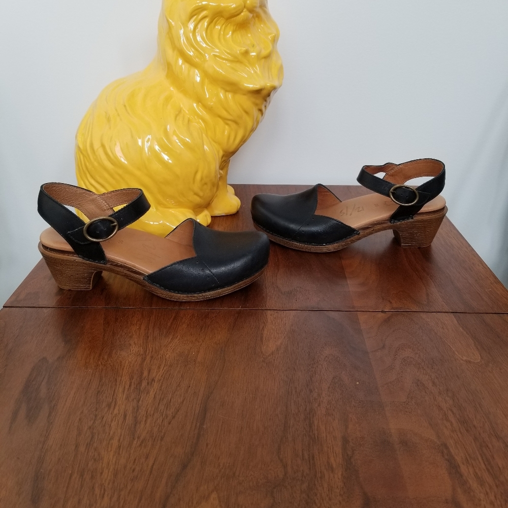 Dansko black clogs size 7, Euro 38
